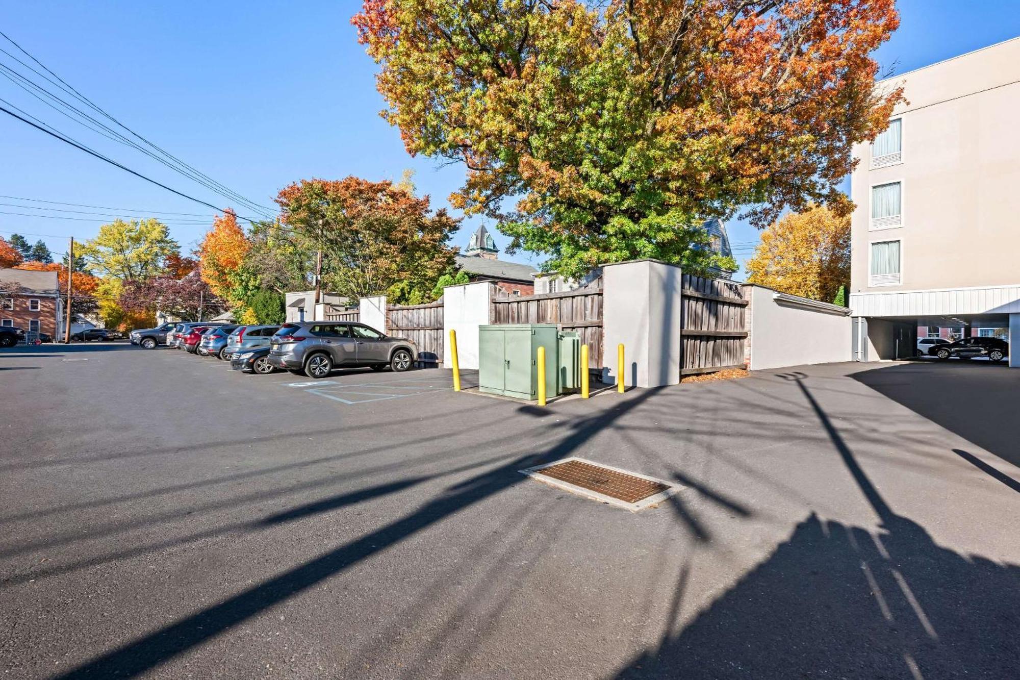 The Penn Stroud, Stroudsburg - Poconos, Ascend Hotel Collection Extérieur photo