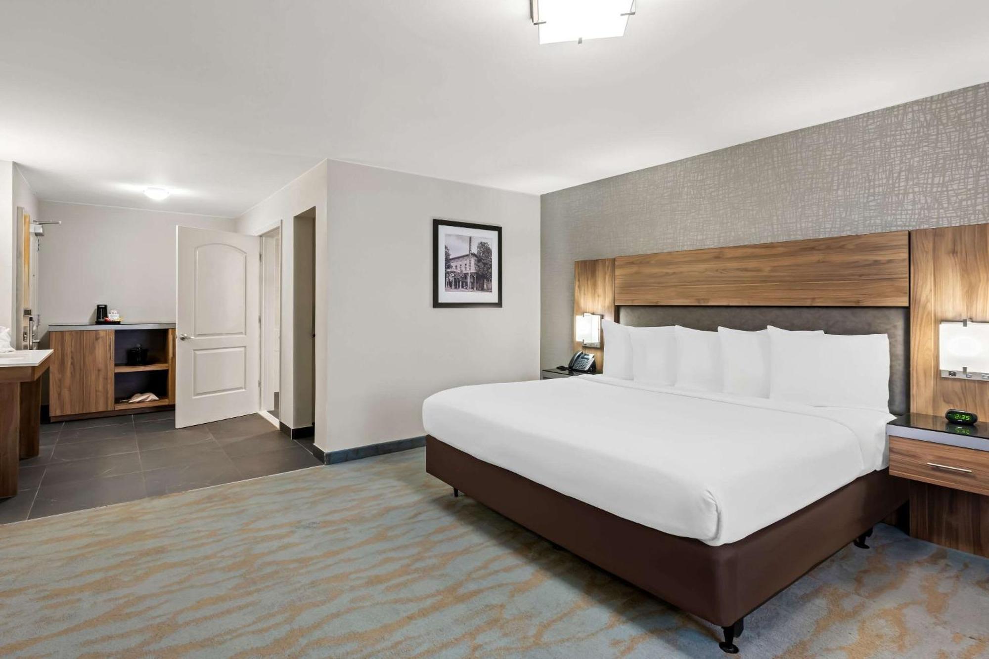 The Penn Stroud, Stroudsburg - Poconos, Ascend Hotel Collection Extérieur photo