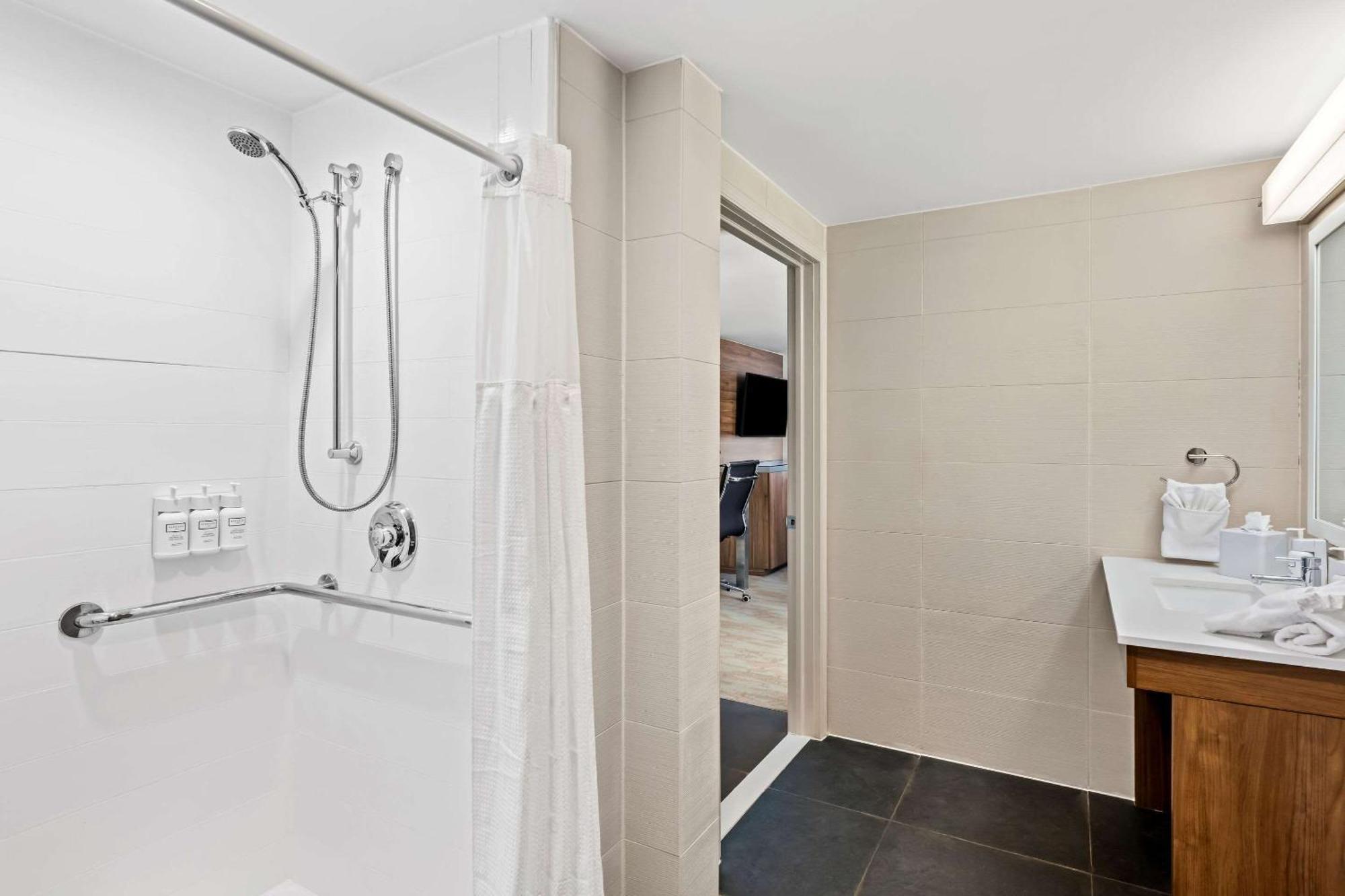 The Penn Stroud, Stroudsburg - Poconos, Ascend Hotel Collection Extérieur photo