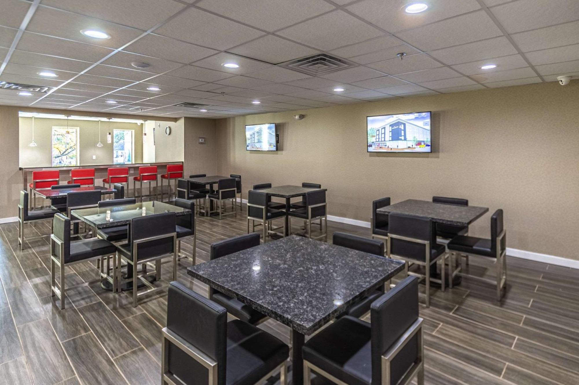The Penn Stroud, Stroudsburg - Poconos, Ascend Hotel Collection Extérieur photo